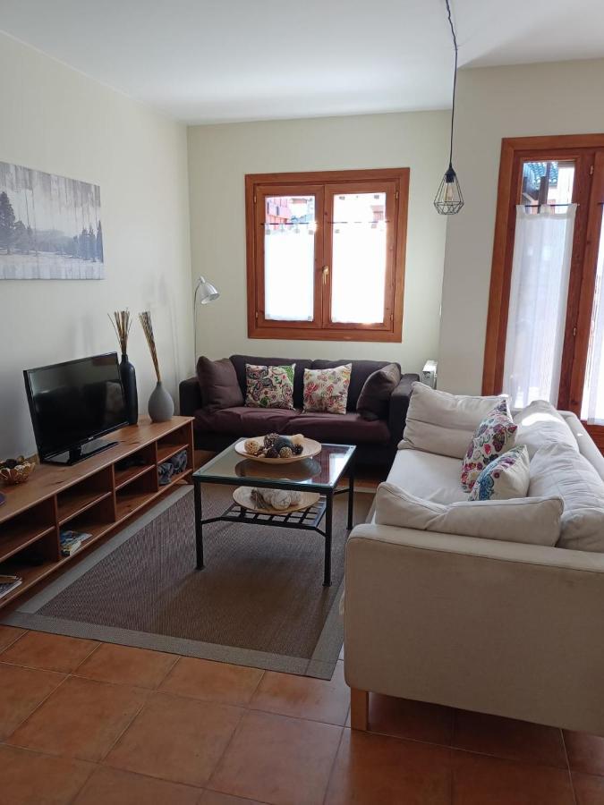 Pico La Selva Apartment Villanua Ngoại thất bức ảnh