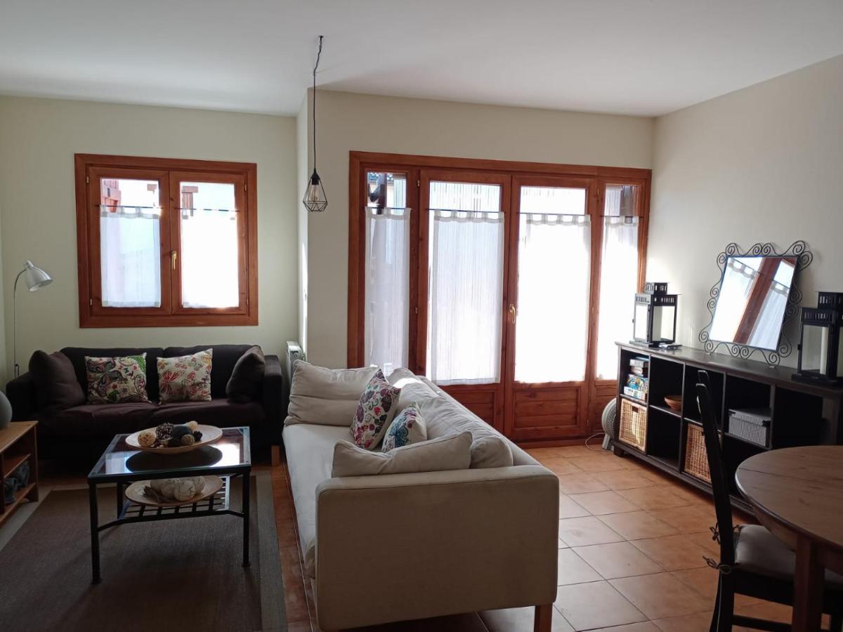 Pico La Selva Apartment Villanua Ngoại thất bức ảnh